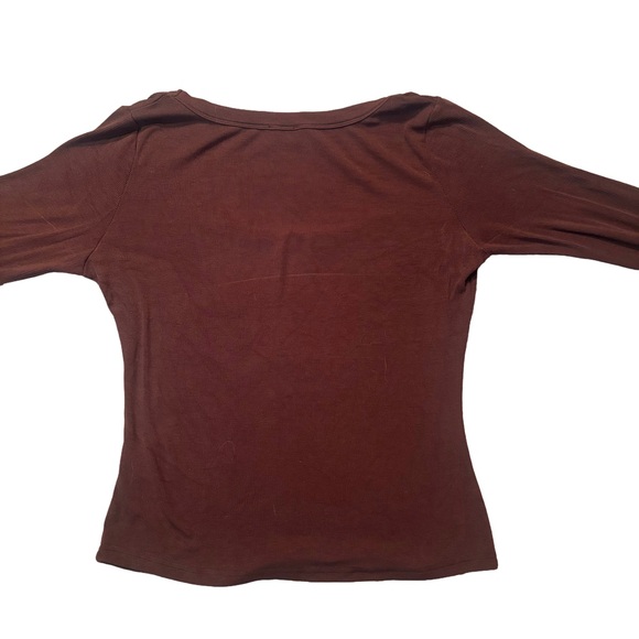 Pink Lily Women’s Brown Ribbed Scoop Neck Long Sleeve Regular Fit Size Medium - Picture 5 of 7